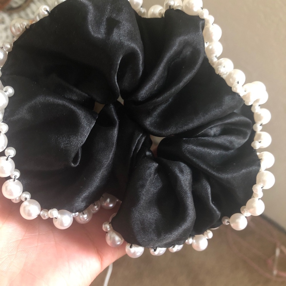 Scrunchie - Picture 2 of 2